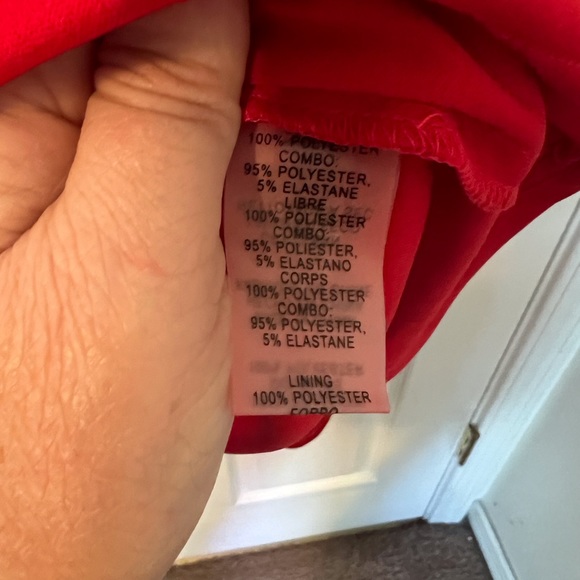 Vince Camuto Red Fitted Inside Layered Chiffon Outside Dress Size 2 - Picture 7 of 9